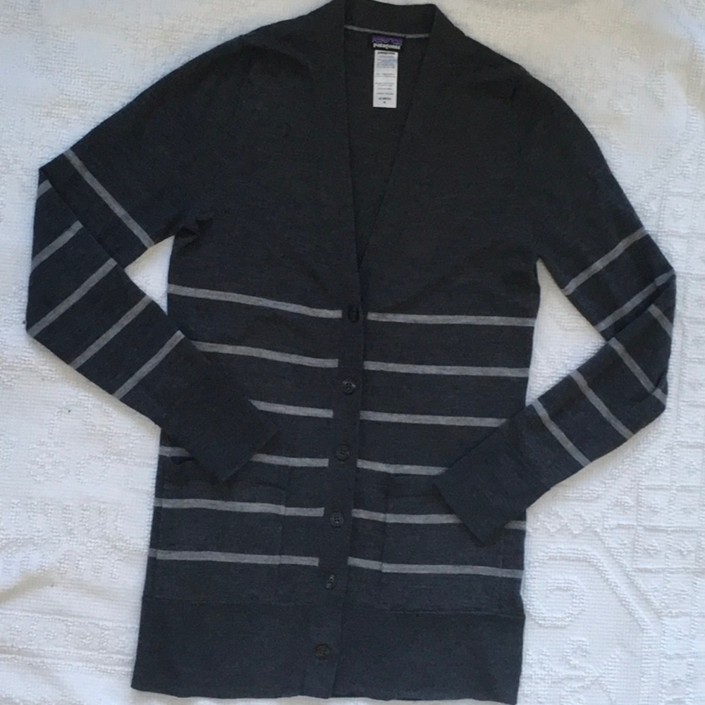 Patagonia slim fit Merino Wool Cardigan Gray S/M